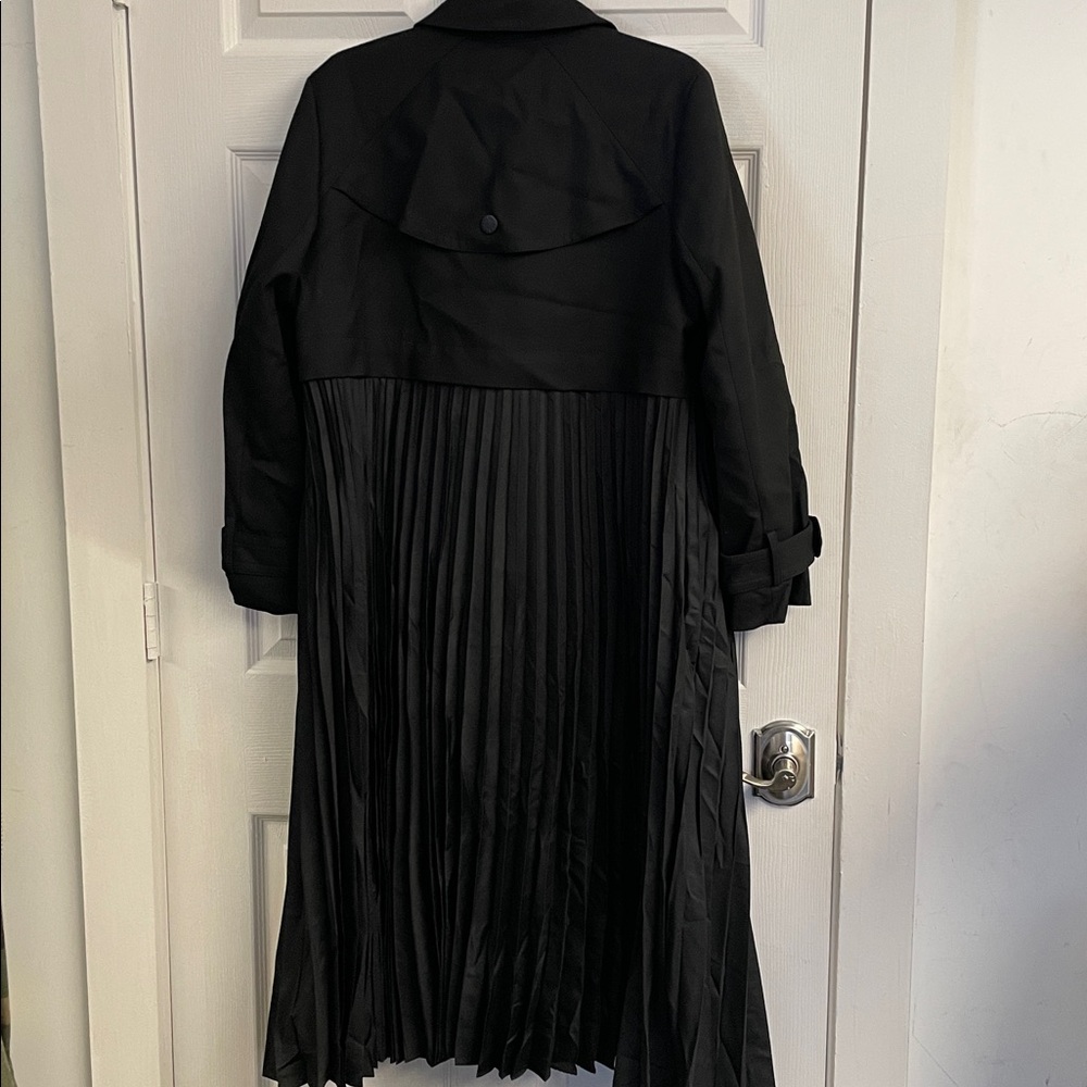 Samy Pleated Trench Coat - Picture 3 of 7